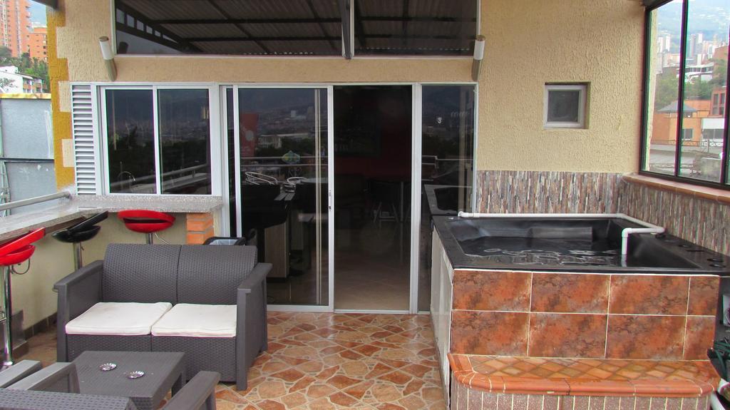 Apartamentos En El Poblado Medellín Eksteriør billede