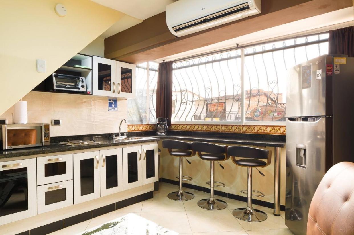 Apartamentos En El Poblado Medellín Eksteriør billede