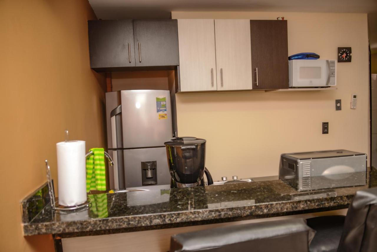 Apartamentos En El Poblado Medellín Eksteriør billede