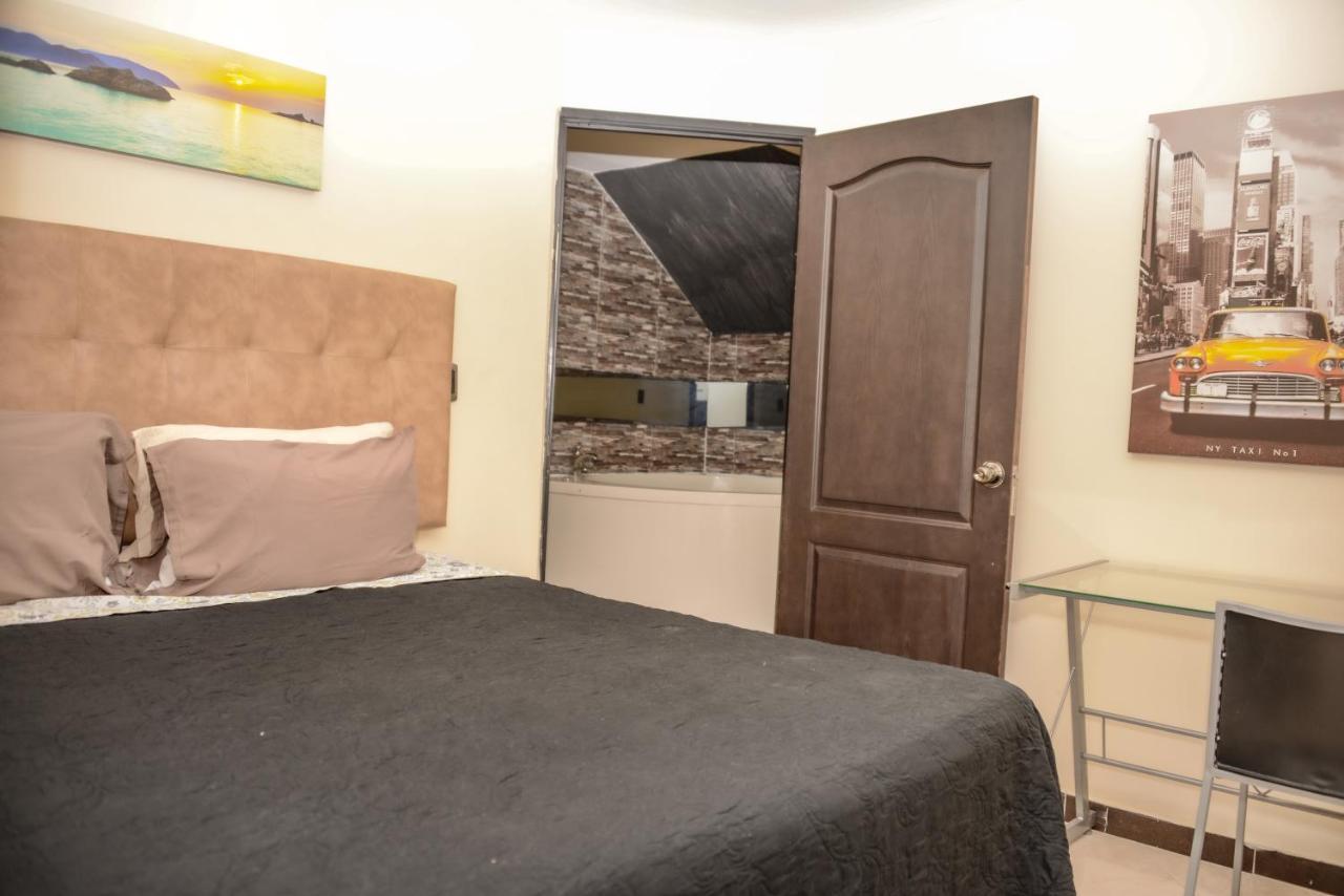 Apartamentos En El Poblado Medellín Eksteriør billede