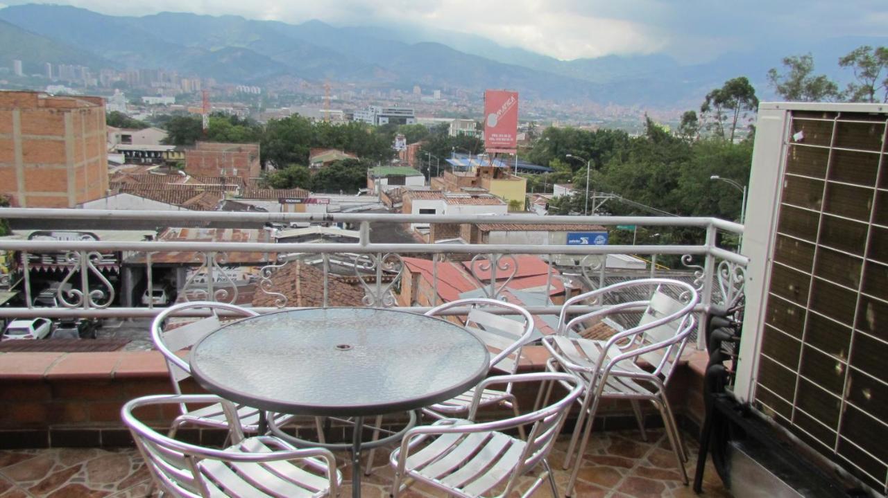 Apartamentos En El Poblado Medellín Eksteriør billede