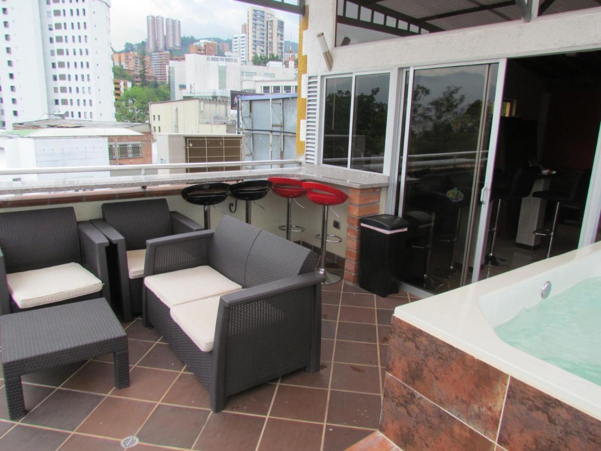 Apartamentos En El Poblado Medellín Eksteriør billede